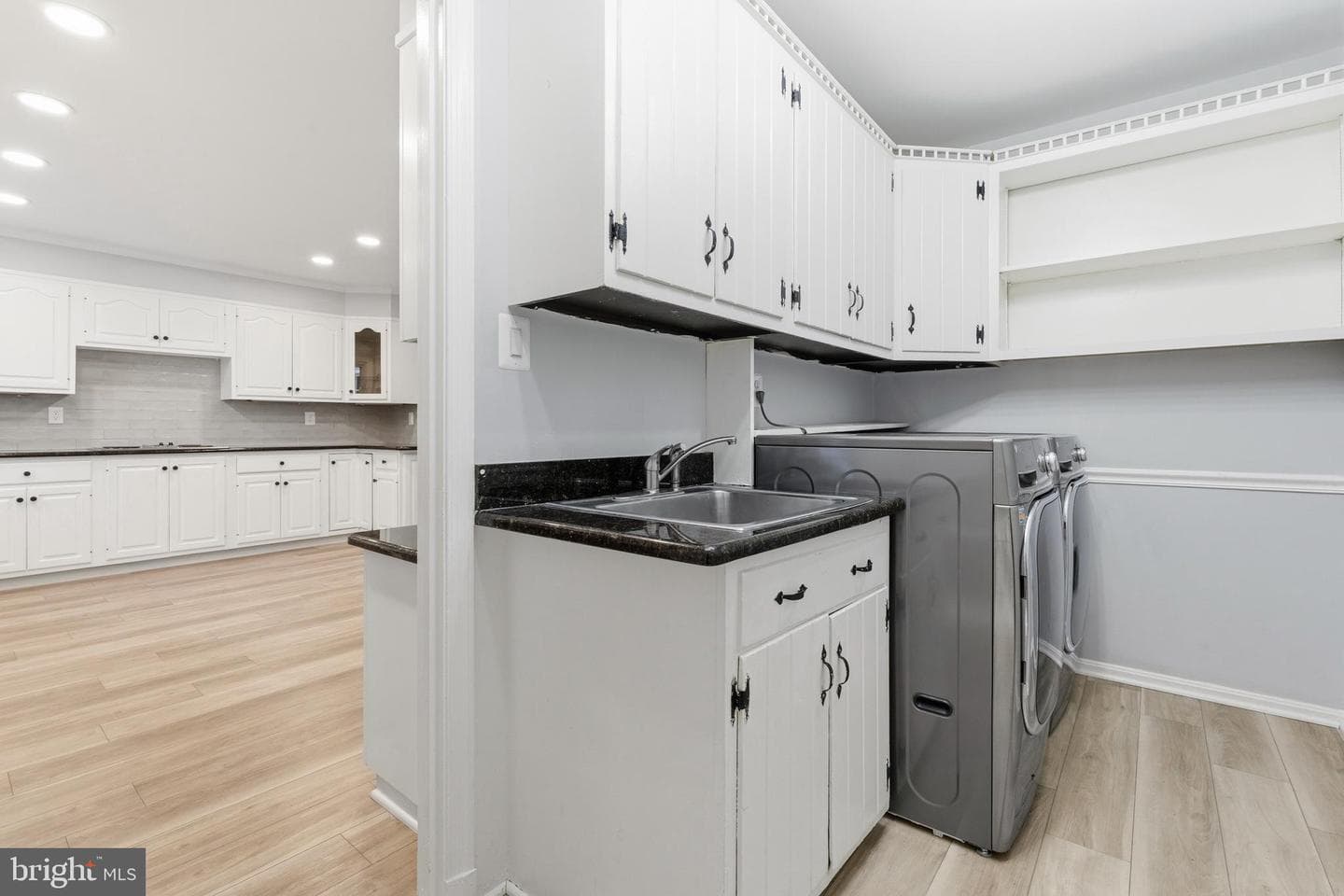 12100 Drews Court photo 46