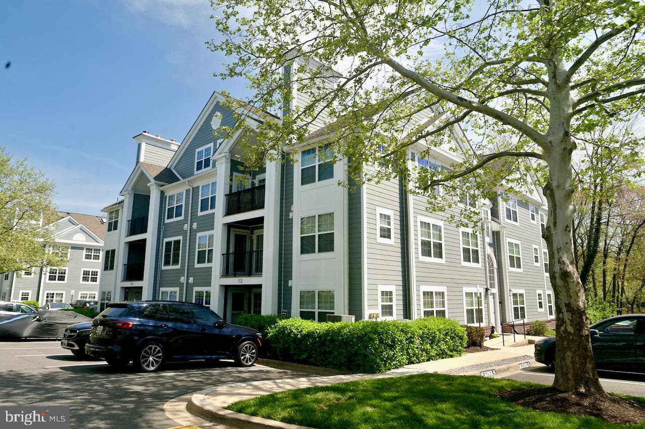 112 Kendrick Place #112-34 photo 2