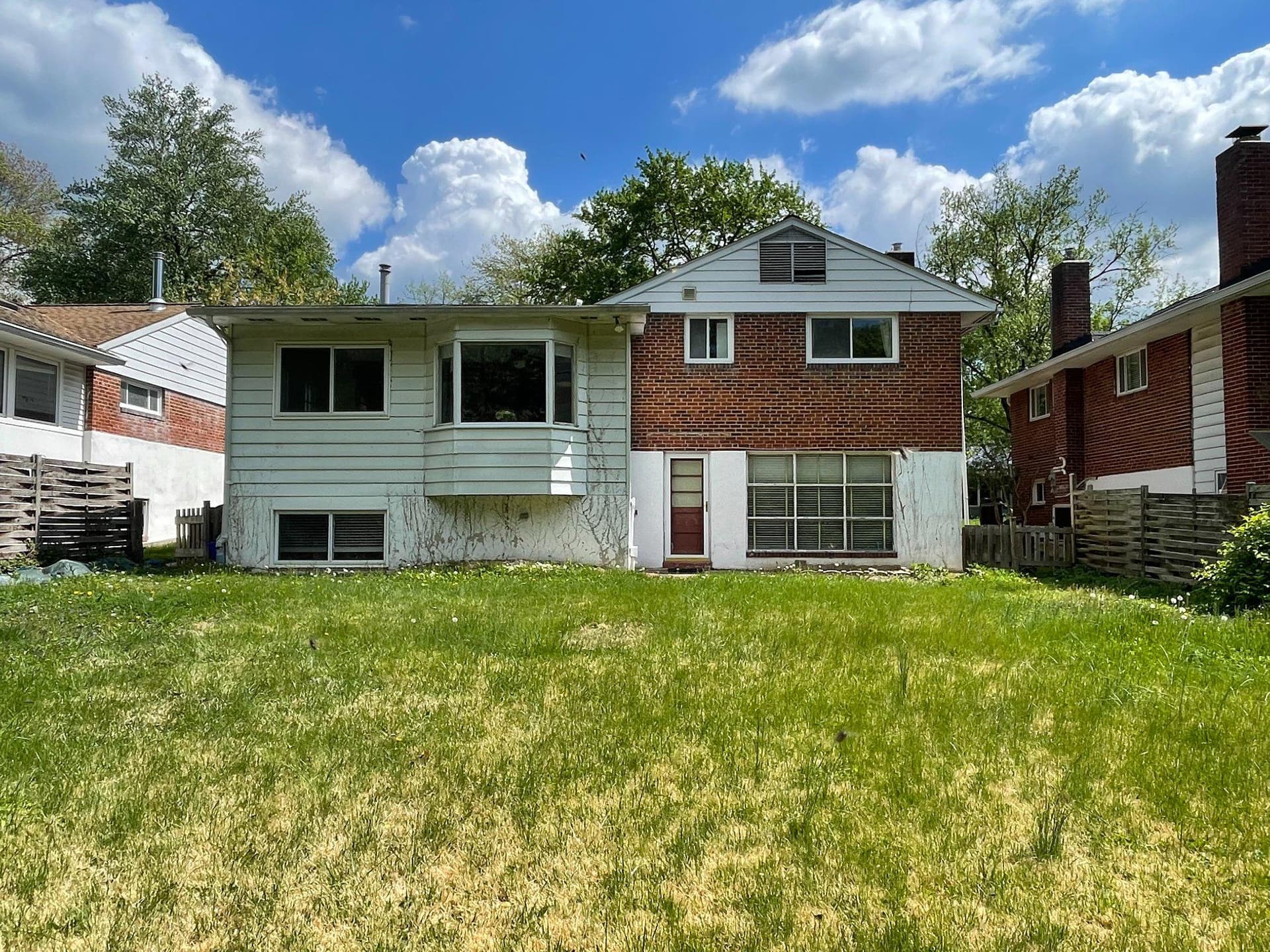 10226 Leslie Street photo 29