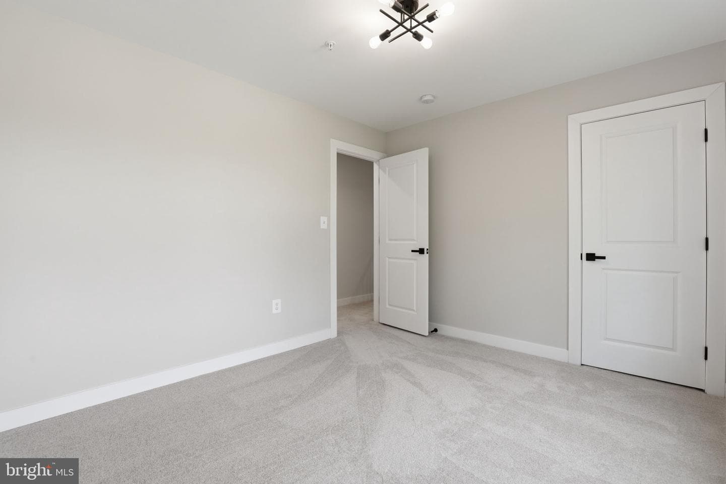 501 Horners Lane photo 27