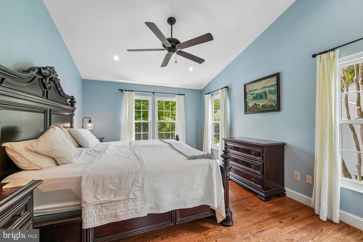 18613 Meadowland Terrace photo 32
