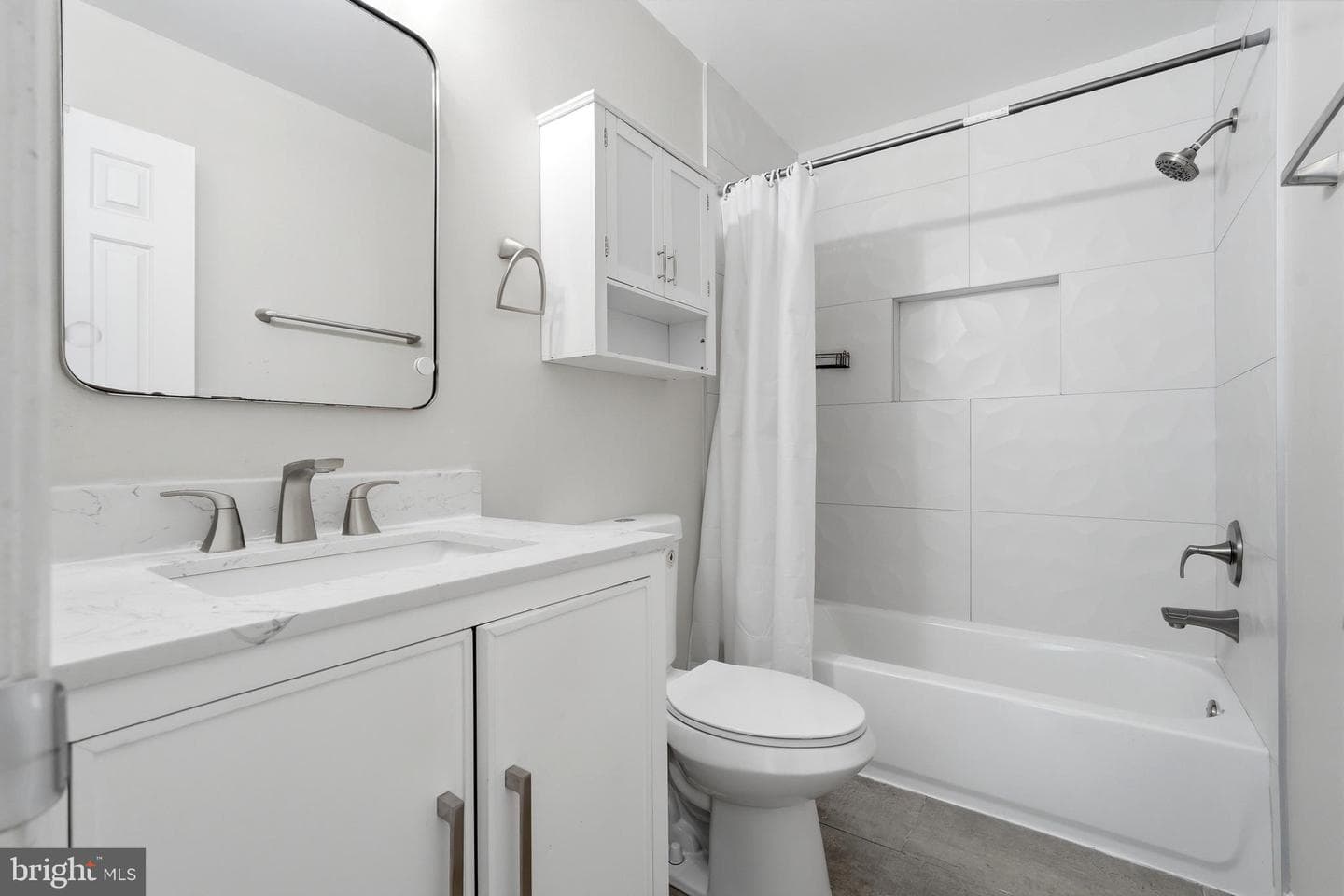 6 Bostwick Court photo 28