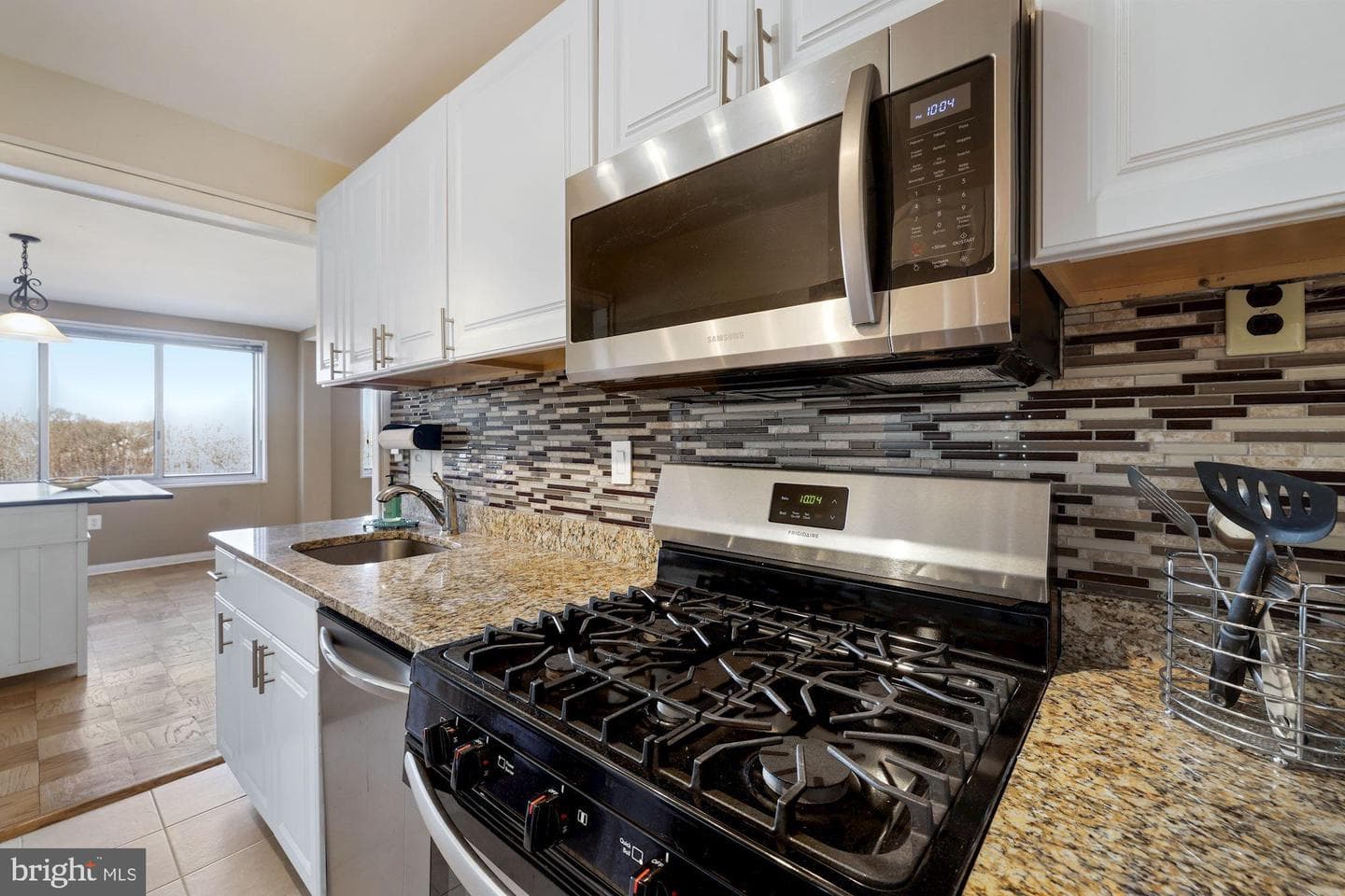 10201 Grosvenor Place #1206 photo 19