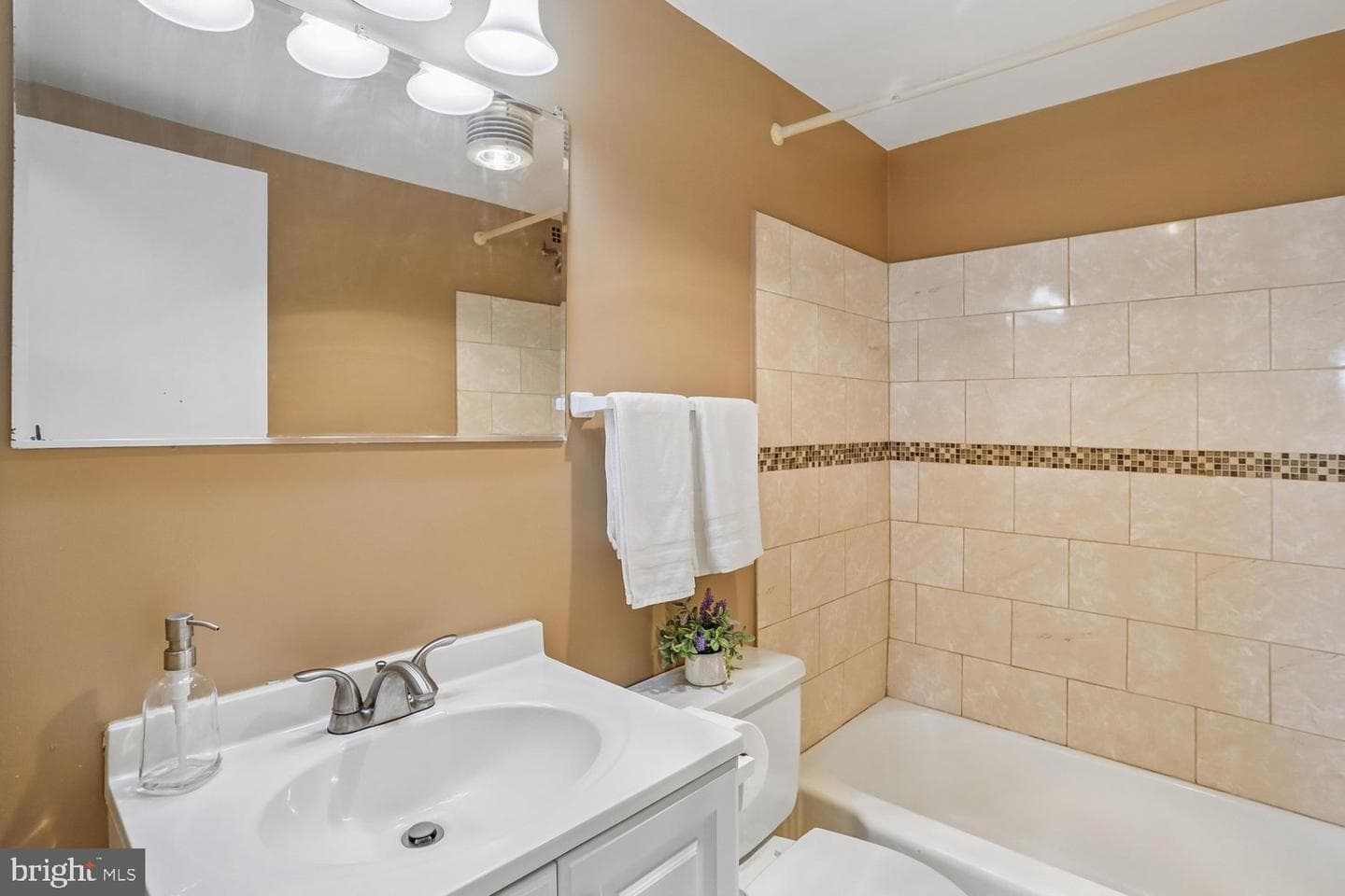 10201 Grosvenor Place #1206 photo 27