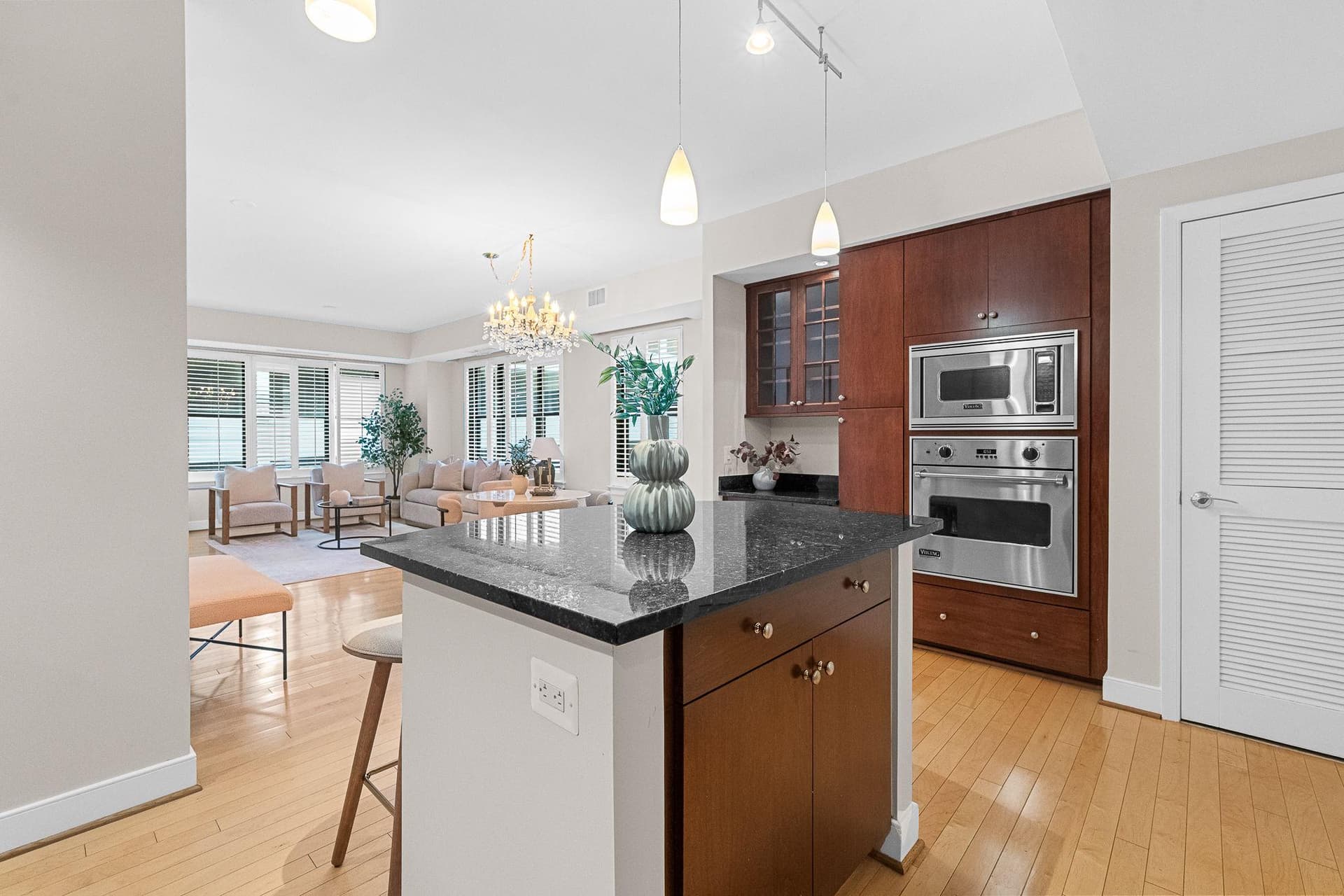 7710 Woodmont Avenue #204 photo 23