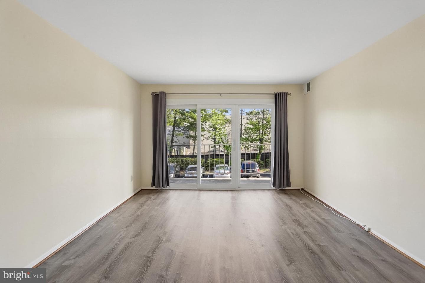 11925 Parklawn Drive #203 photo 8