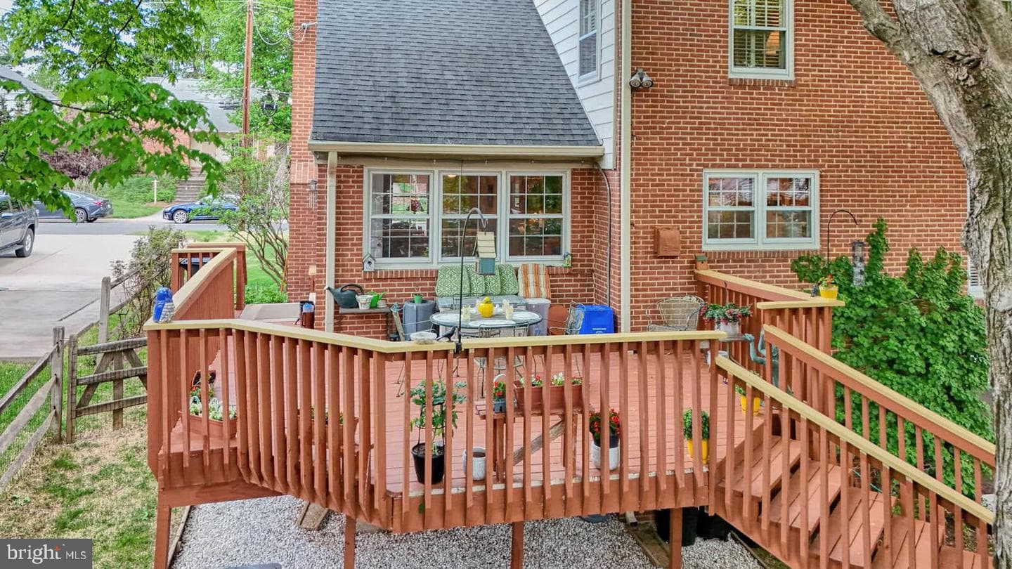 11508 Hitching Post Ln photo 39
