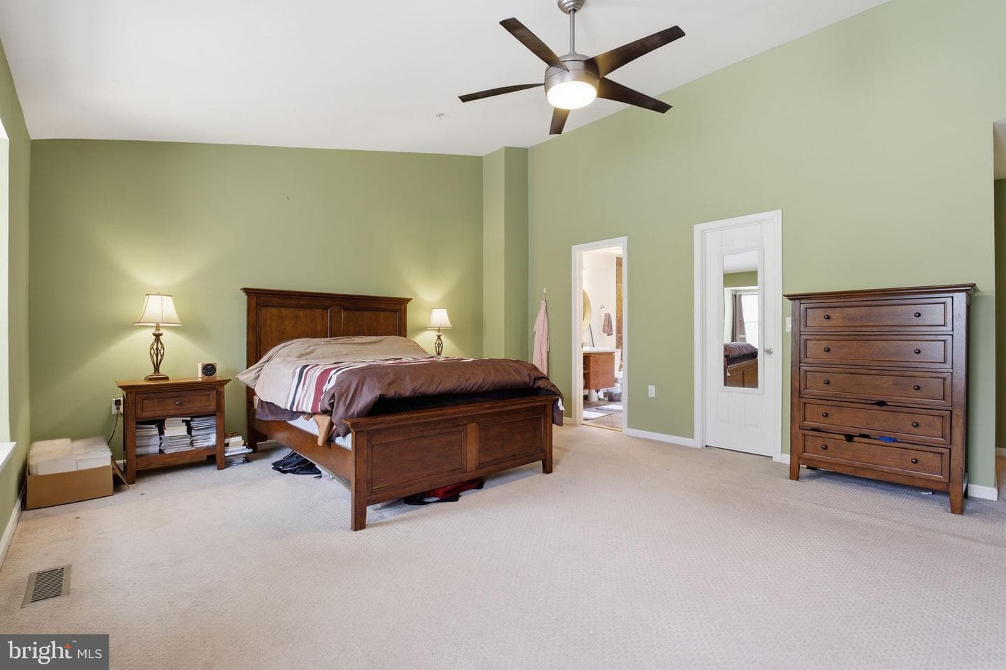 18905 Crosstie Terrace photo 15