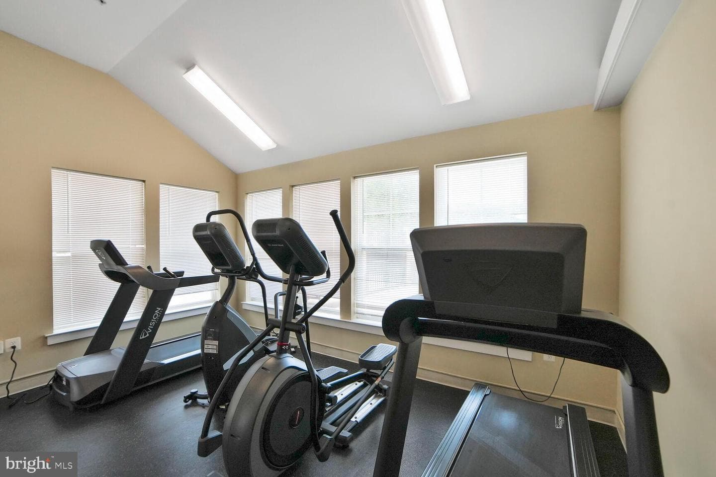 358 Urban Avenue #358 photo 35