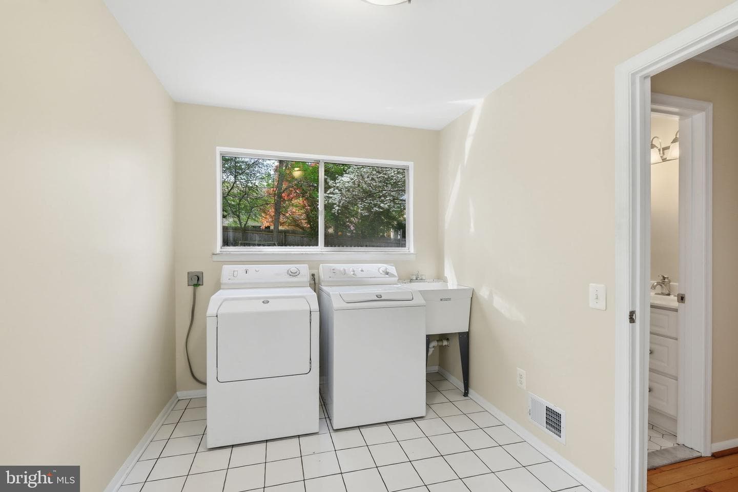 12740 Lincolnshire Drive photo 21