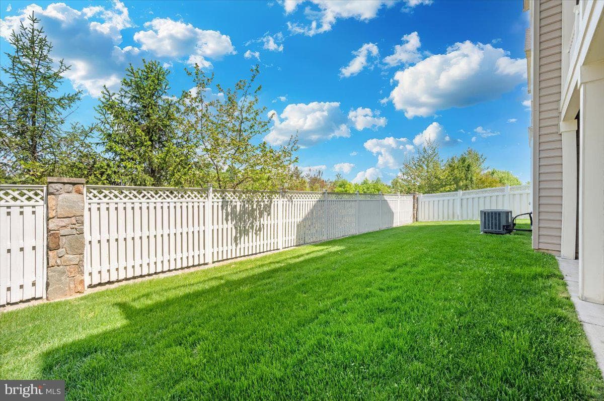 11117 Potomac Oaks Drive photo 81