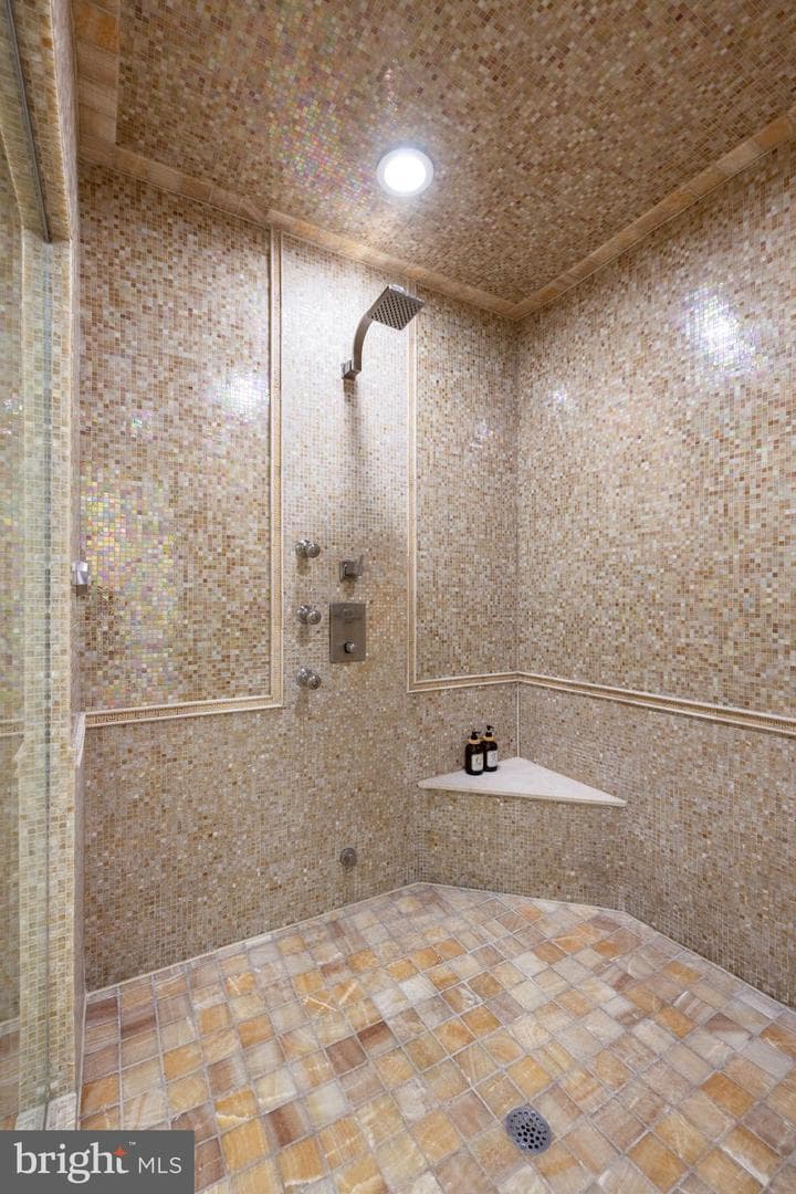 5821 Goldsboro Road photo 38