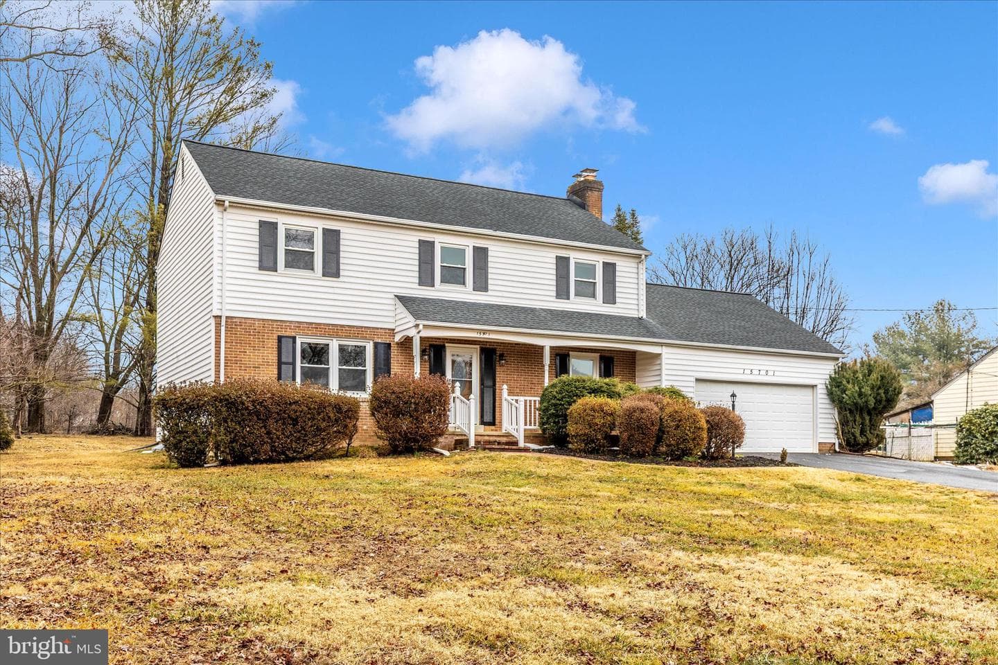 15701 Jones Lane photo 2