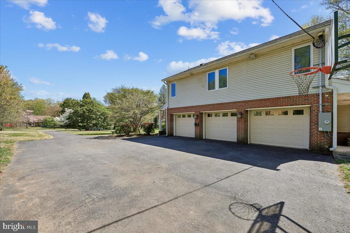 13113 Chestnut Oak Drive photo 45