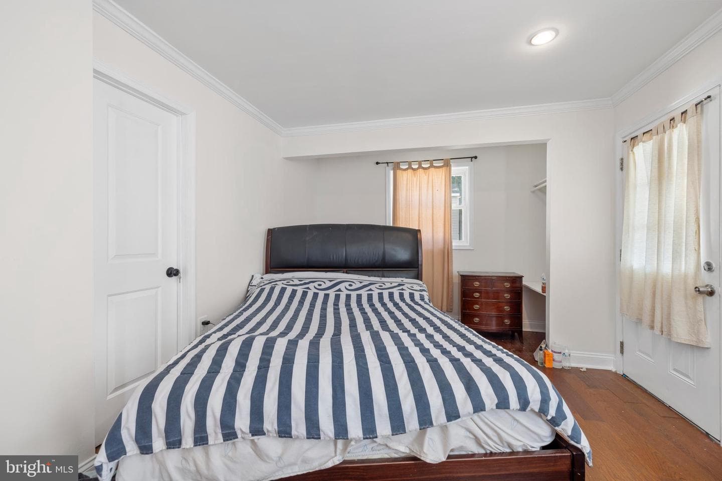 12025 Claridge Road photo 5