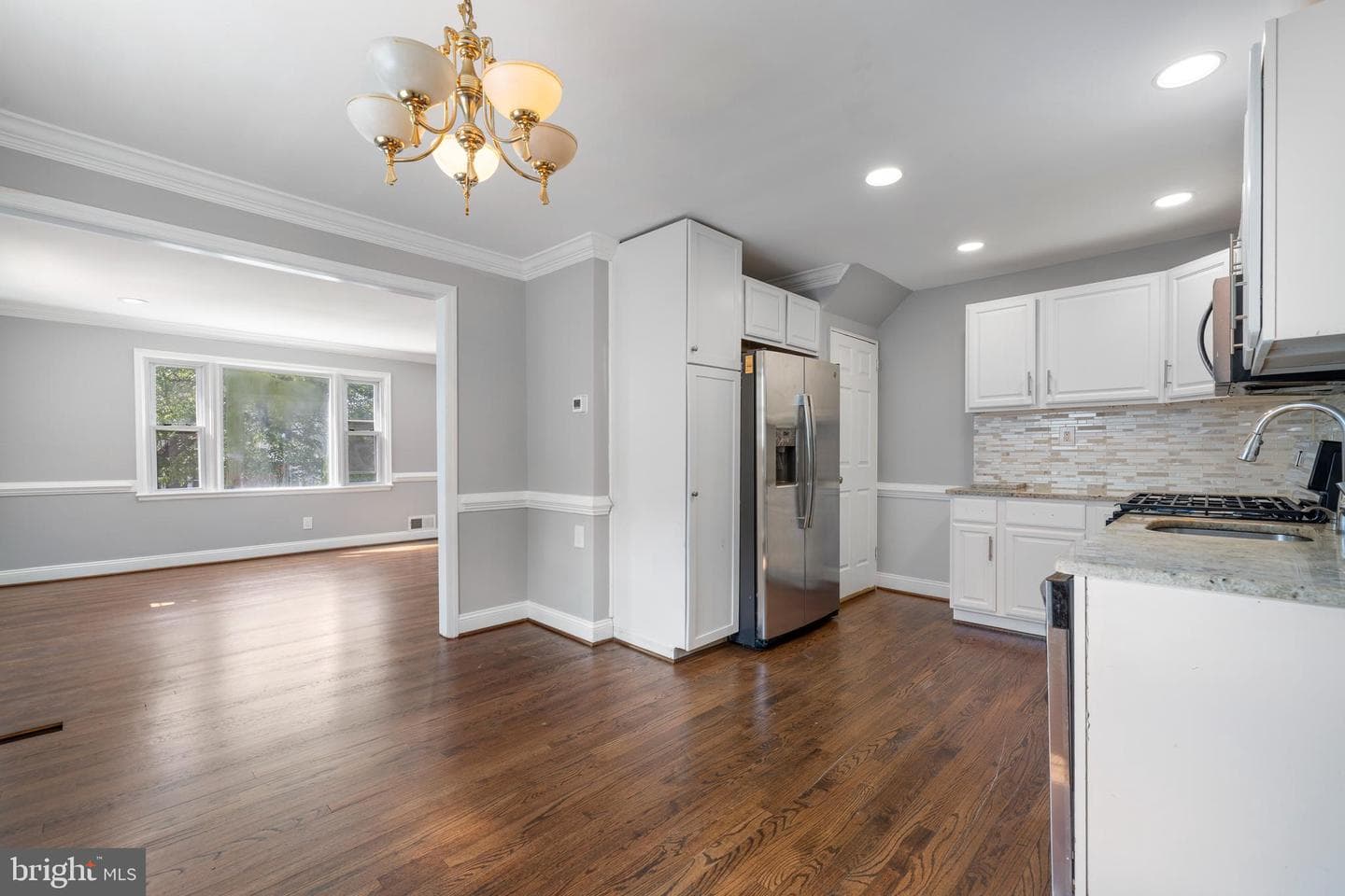 12025 Claridge Road photo 8
