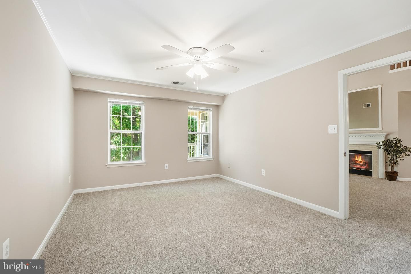 18101 Cloppers Mill Ter # 12B photo 16