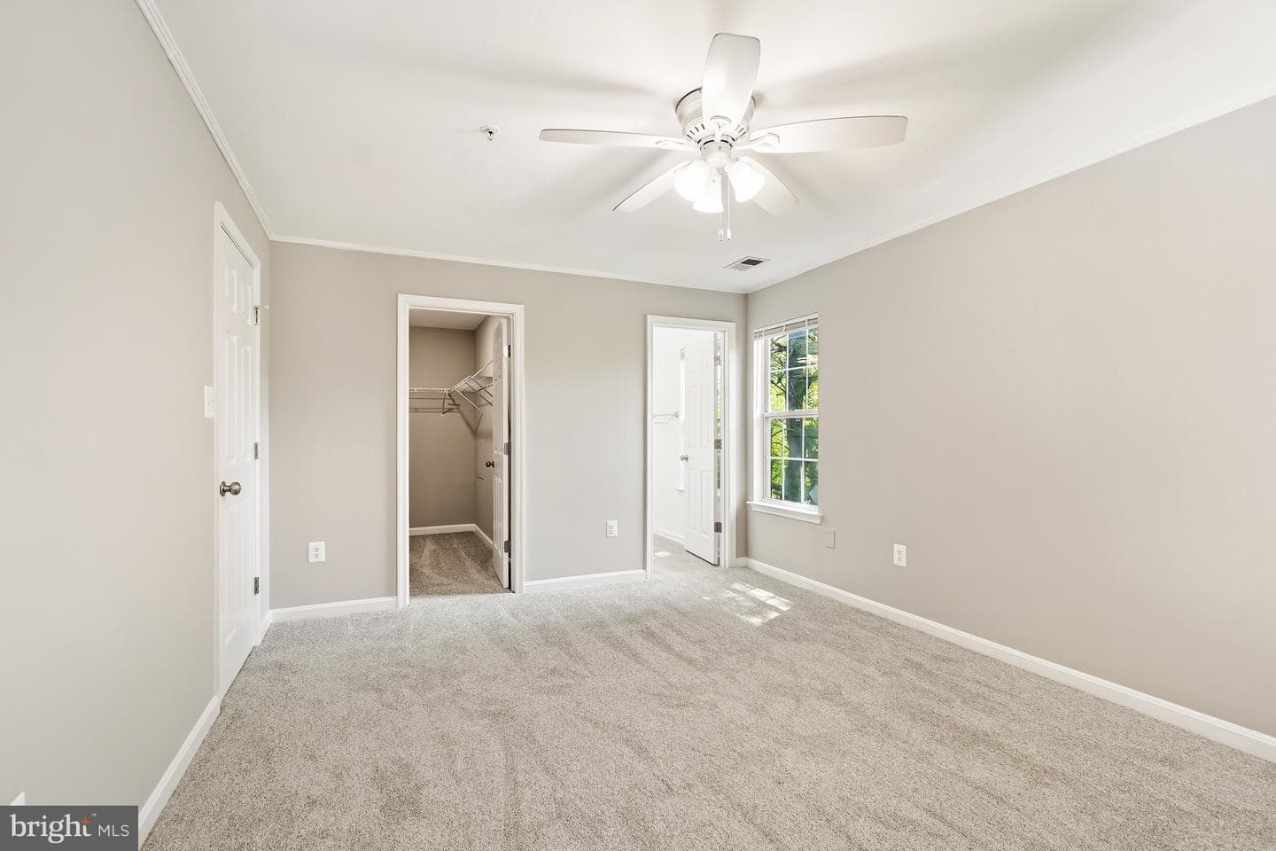 18101 Cloppers Mill Ter # 12B photo 17