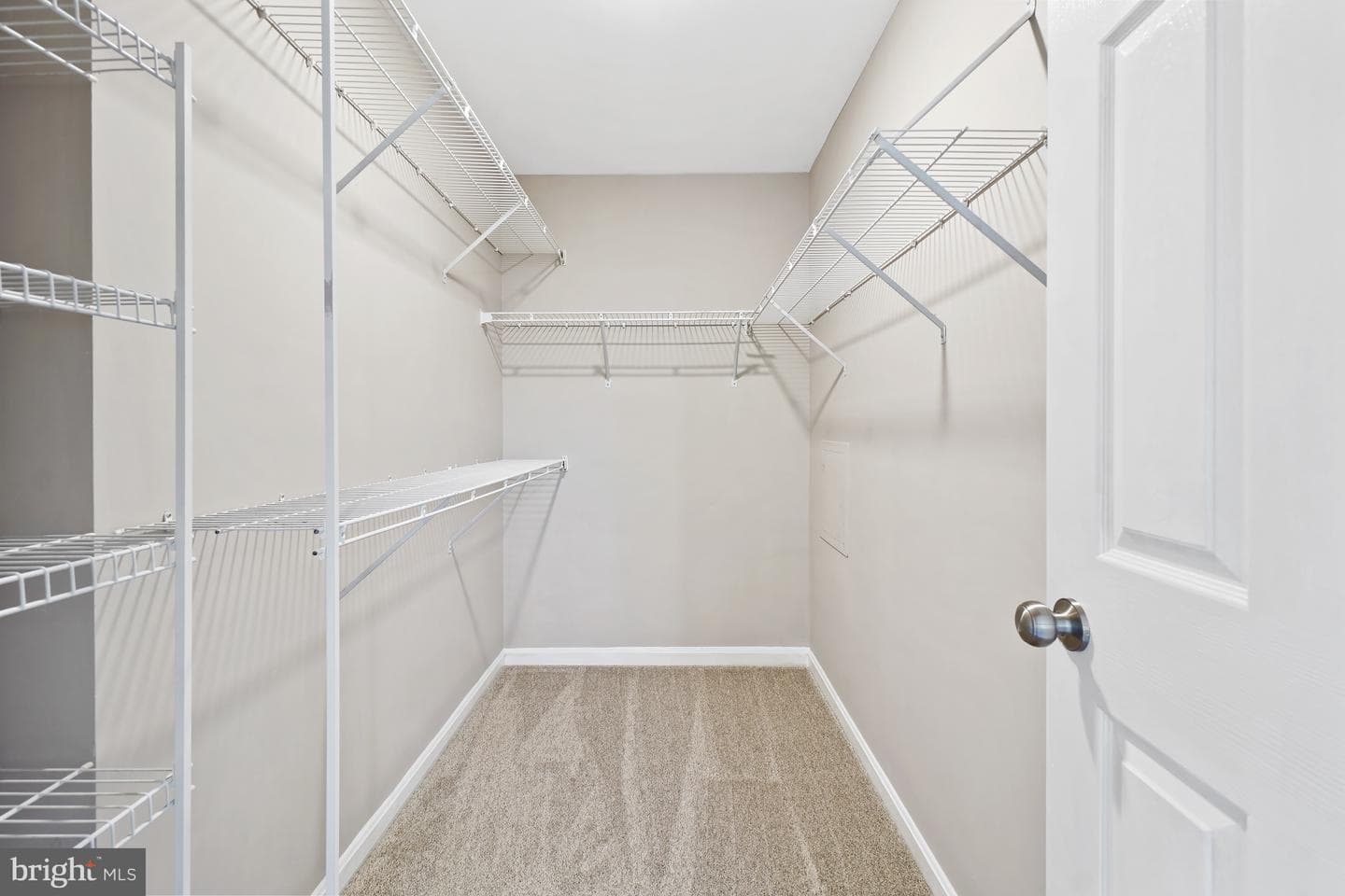 18101 Cloppers Mill Ter # 12B photo 18