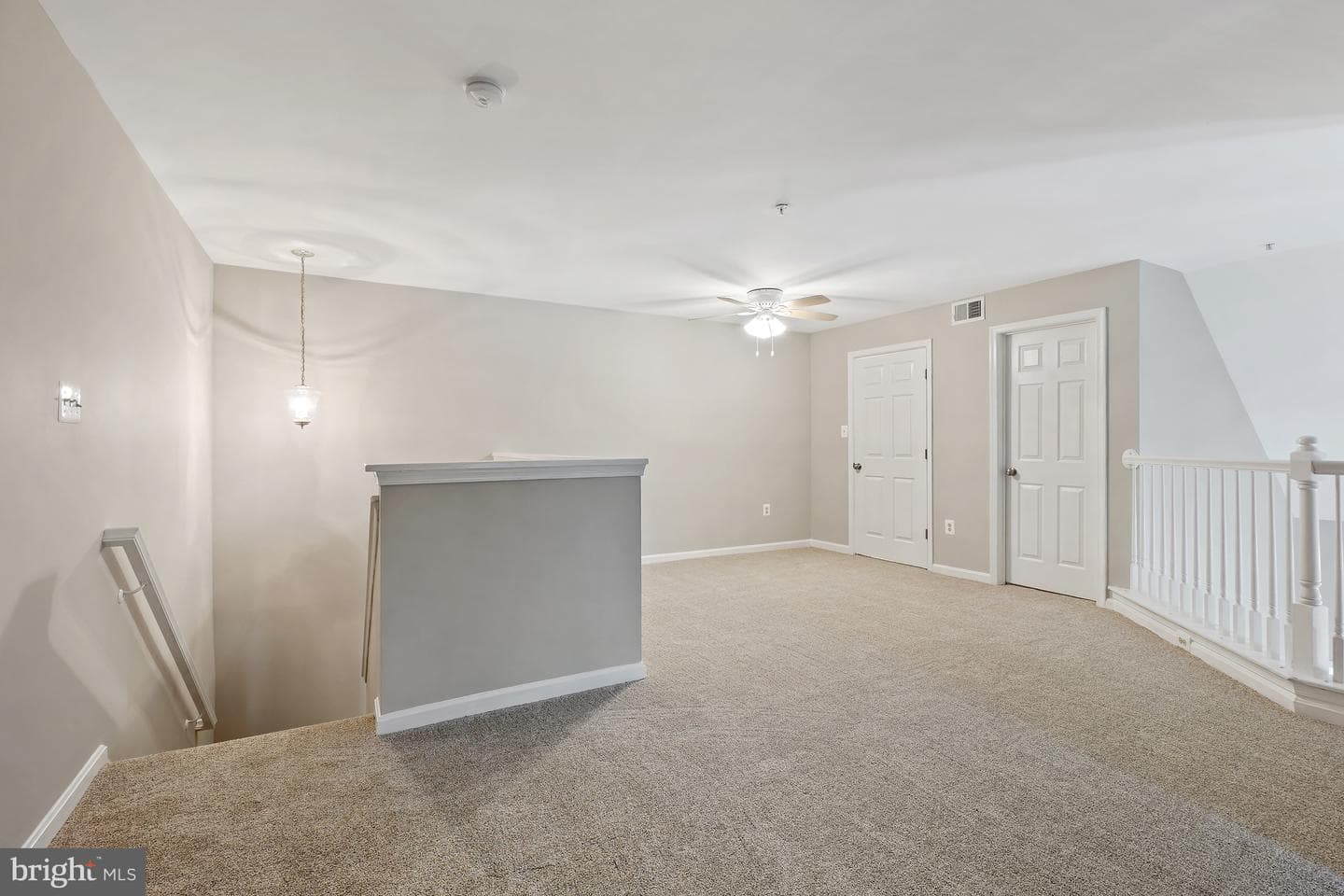 18101 Cloppers Mill Ter # 12B photo 25