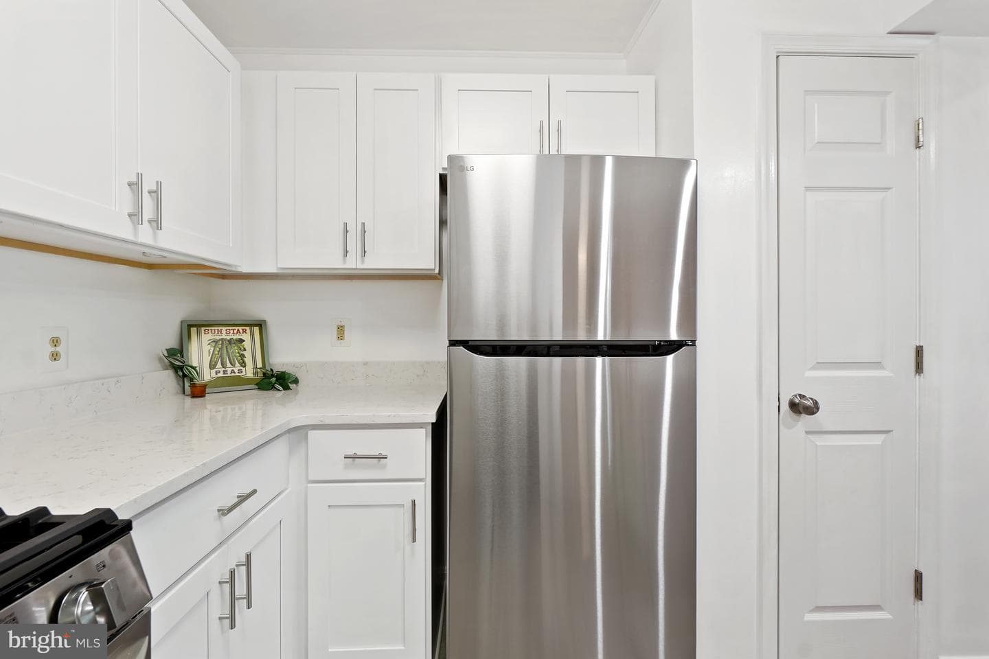 18101 Cloppers Mill Ter # 12B photo 5