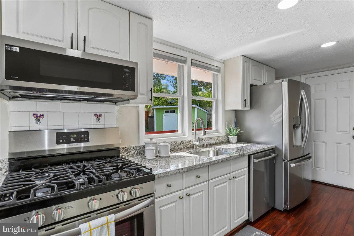 12218 Connecticut Avenue photo 32