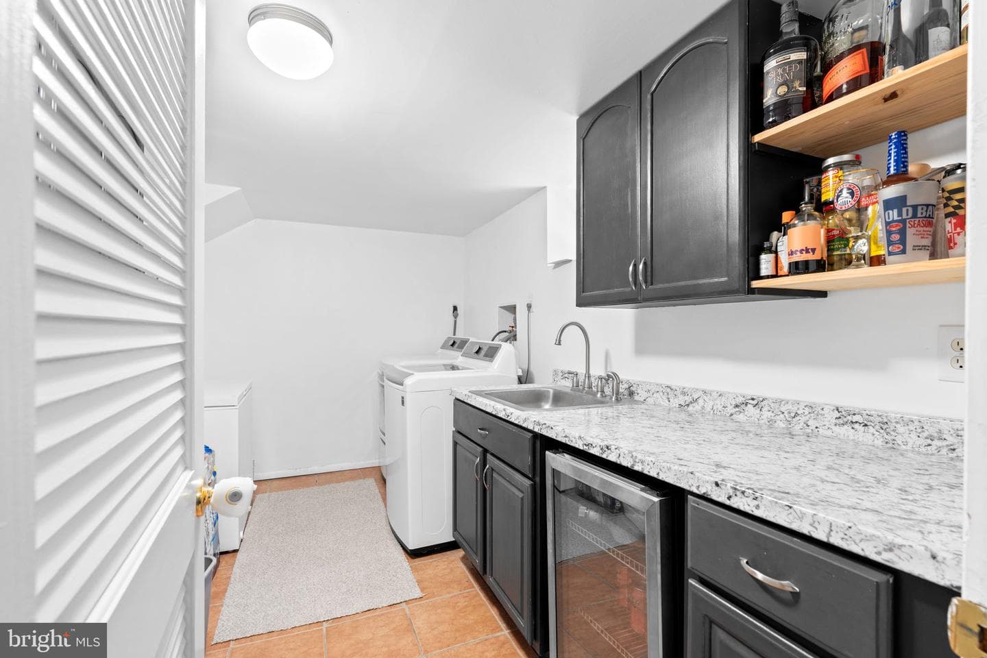 10310 Brunswick Avenue photo 34
