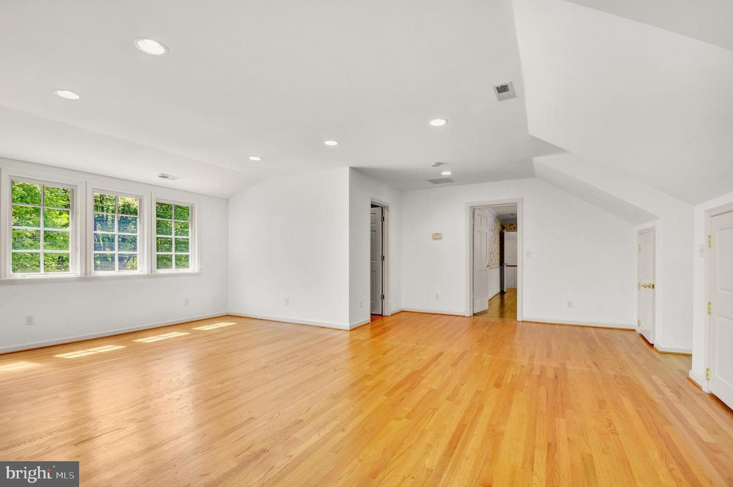 10936 Martingale Court photo 36