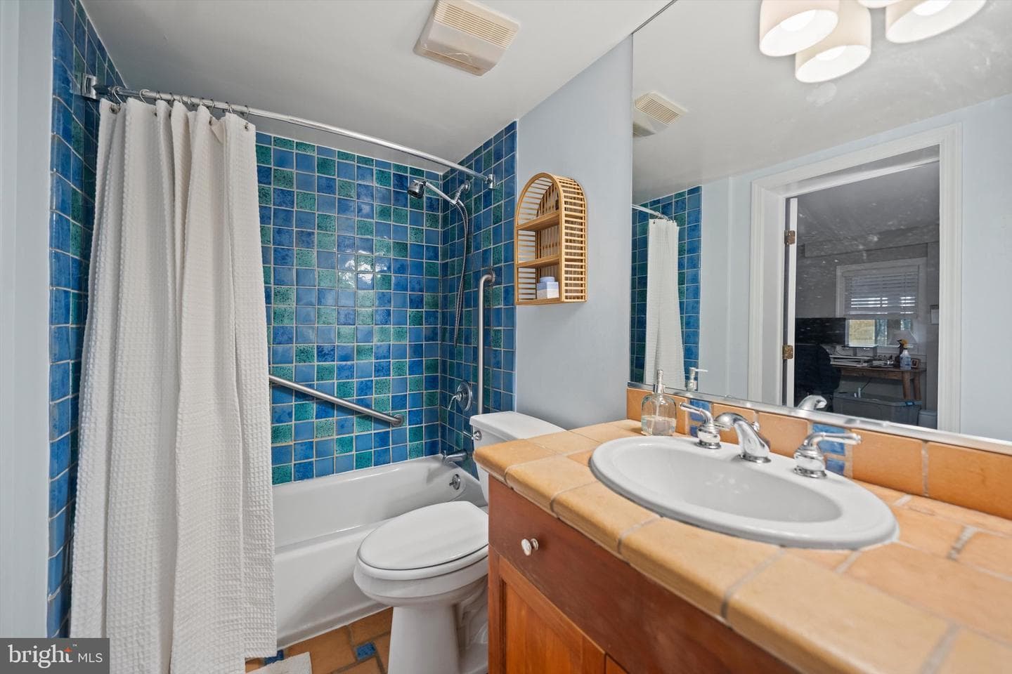 8505 Horseshoe Lane photo 15