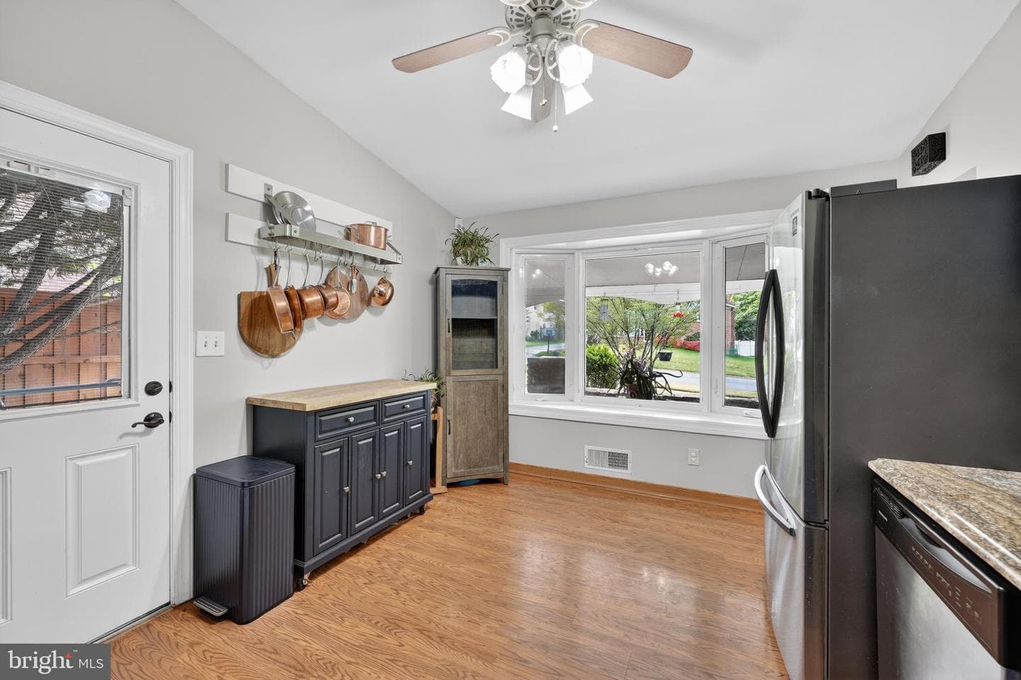 1008 Robroy Drive photo 10