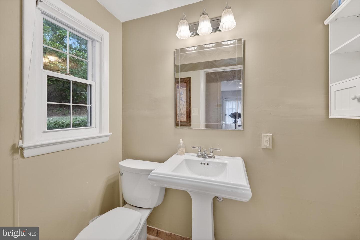 1008 Robroy Drive photo 22