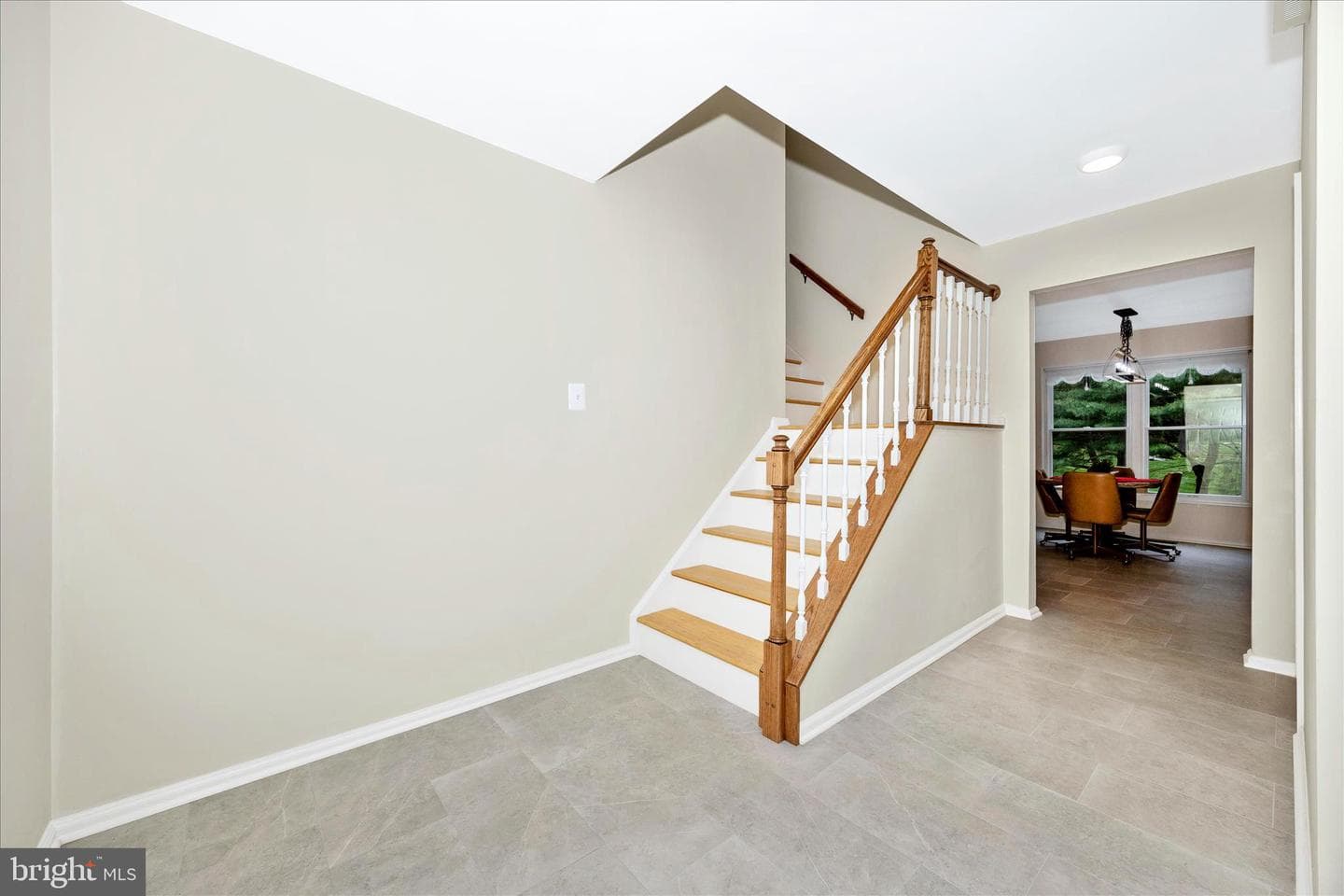 2433 Henslowe Drive photo 18