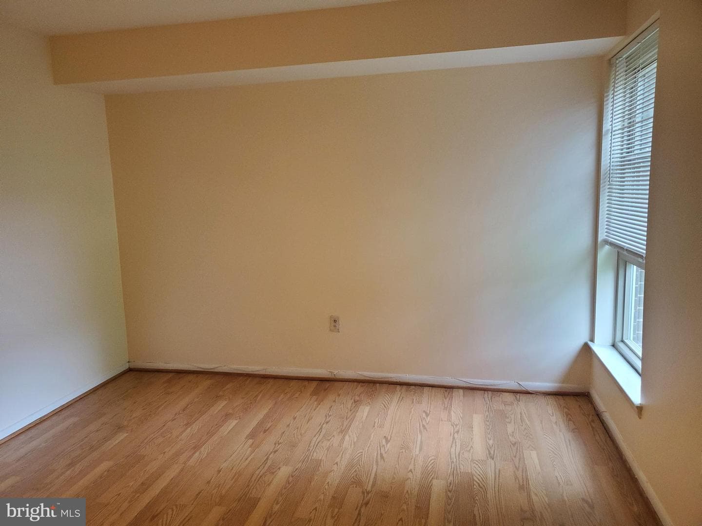 2207 Greenery Lane #103-8 photo 25