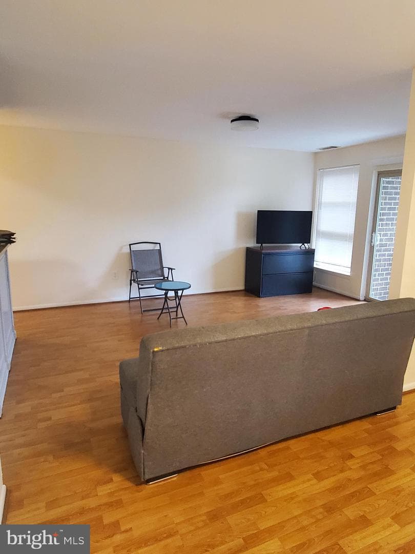 2207 Greenery Lane #103-8 photo 7
