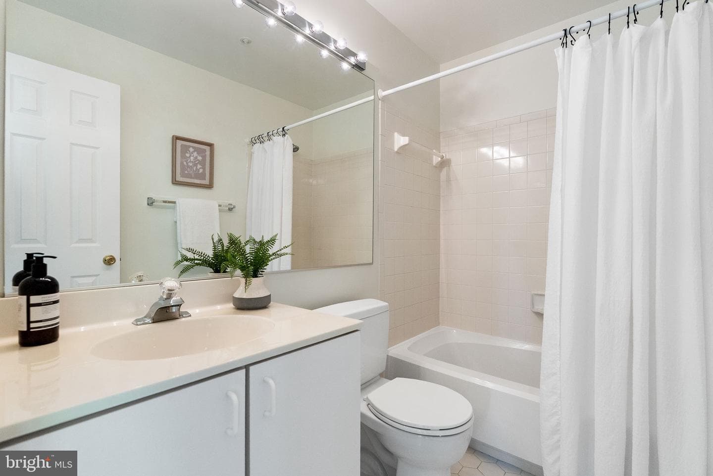 921 Hillside Lake Terrace #308 photo 12