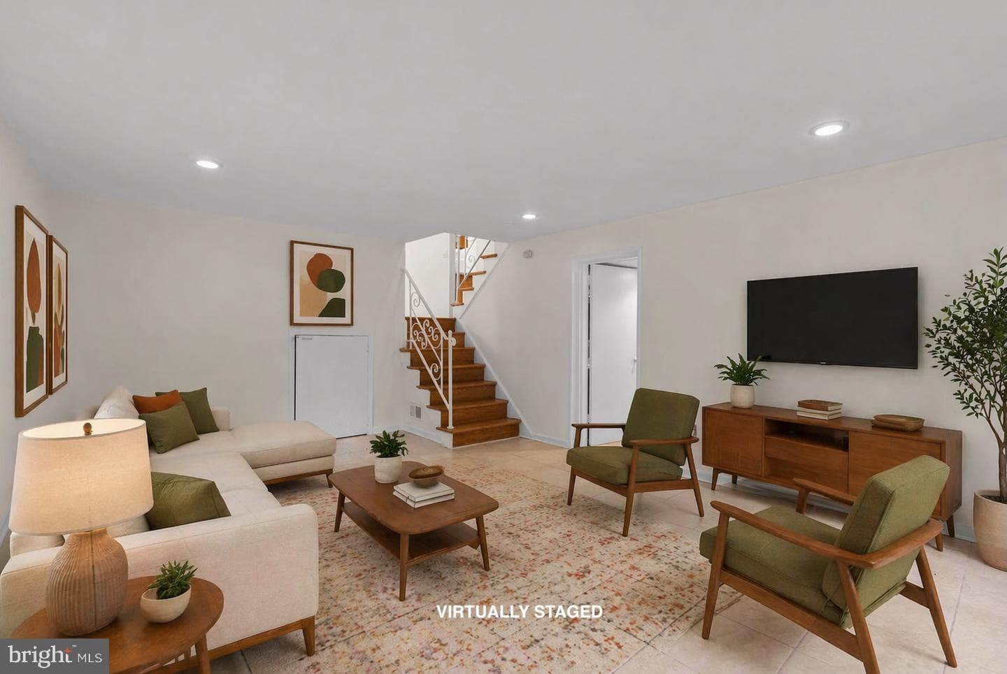 1509 Woodman Avenue photo 39