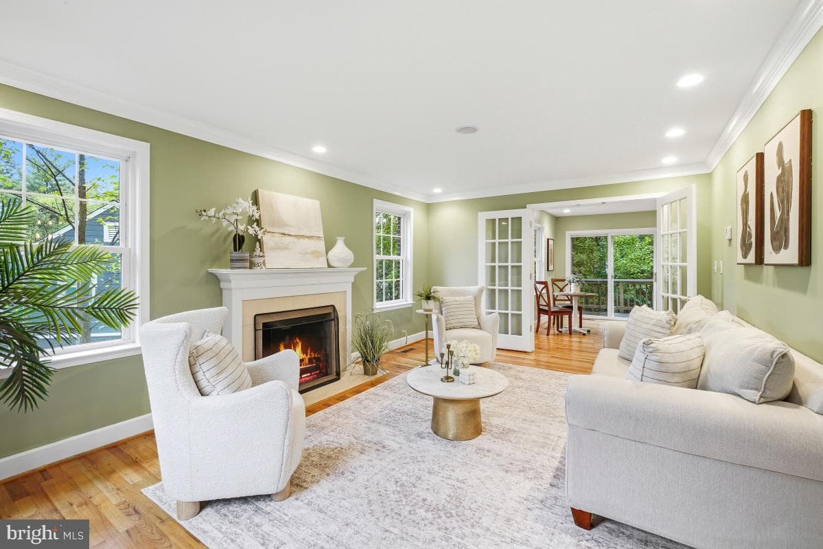 705 Elm Avenue photo 4