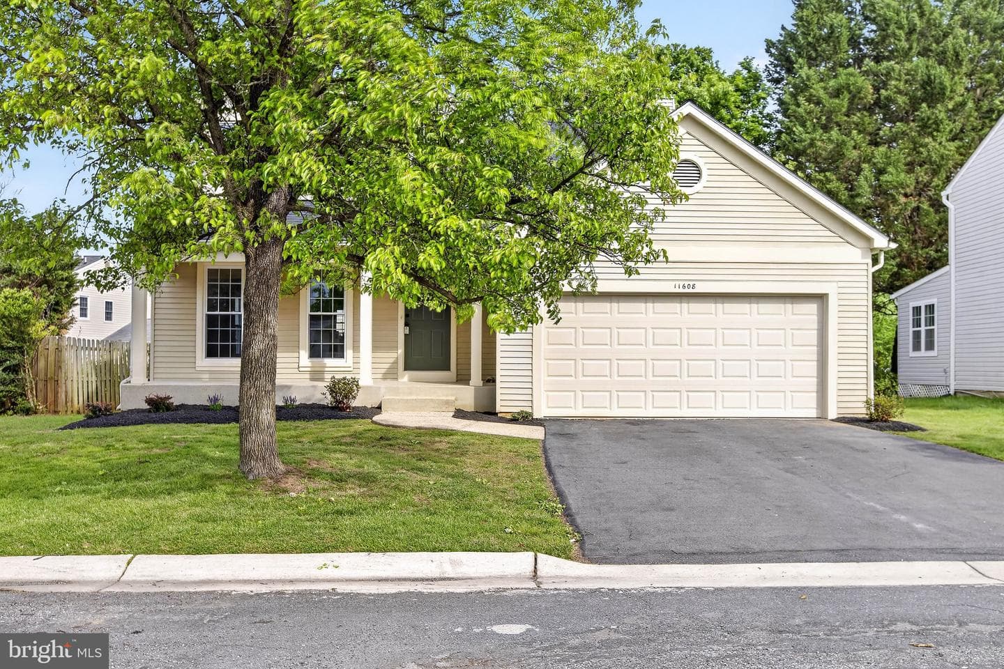 11608 Ranch Lane photo 2
