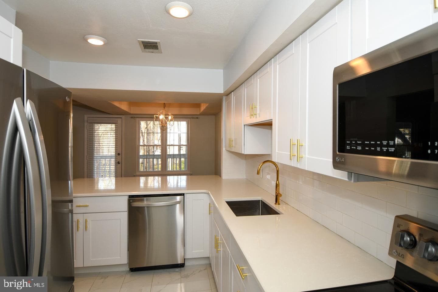 10715 Hampton Mill #210 photo 11