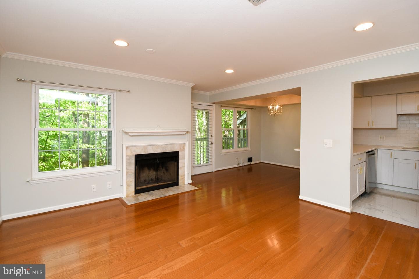 10715 Hampton Mill #210 photo 3