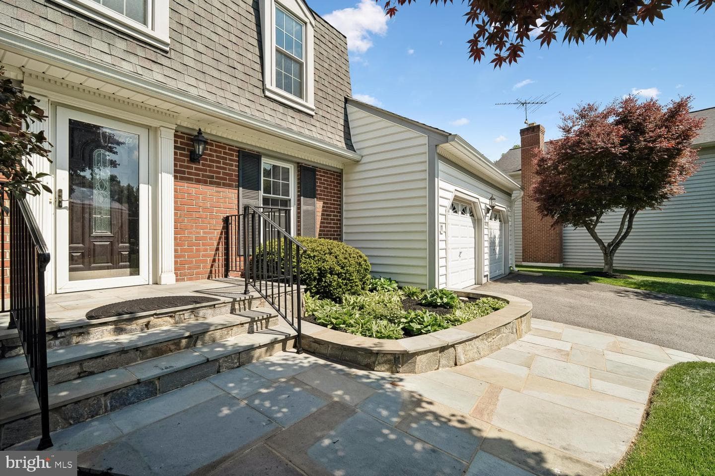 1932 Olivine Court photo 5