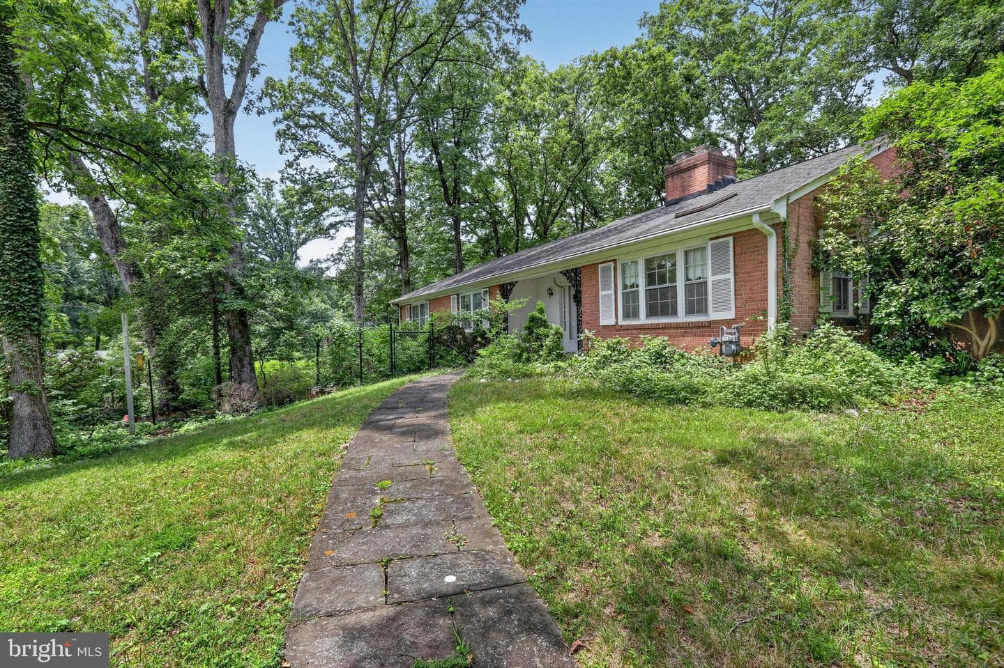 10600 Greenacres Drive photo 1