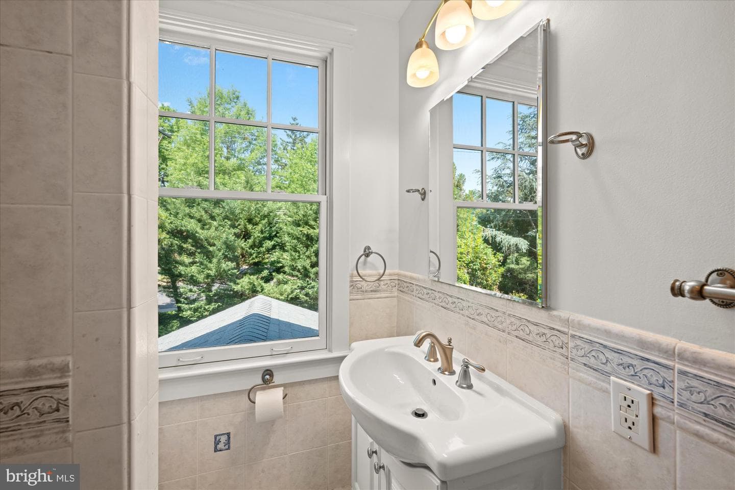 3810 Dresden Street photo 36
