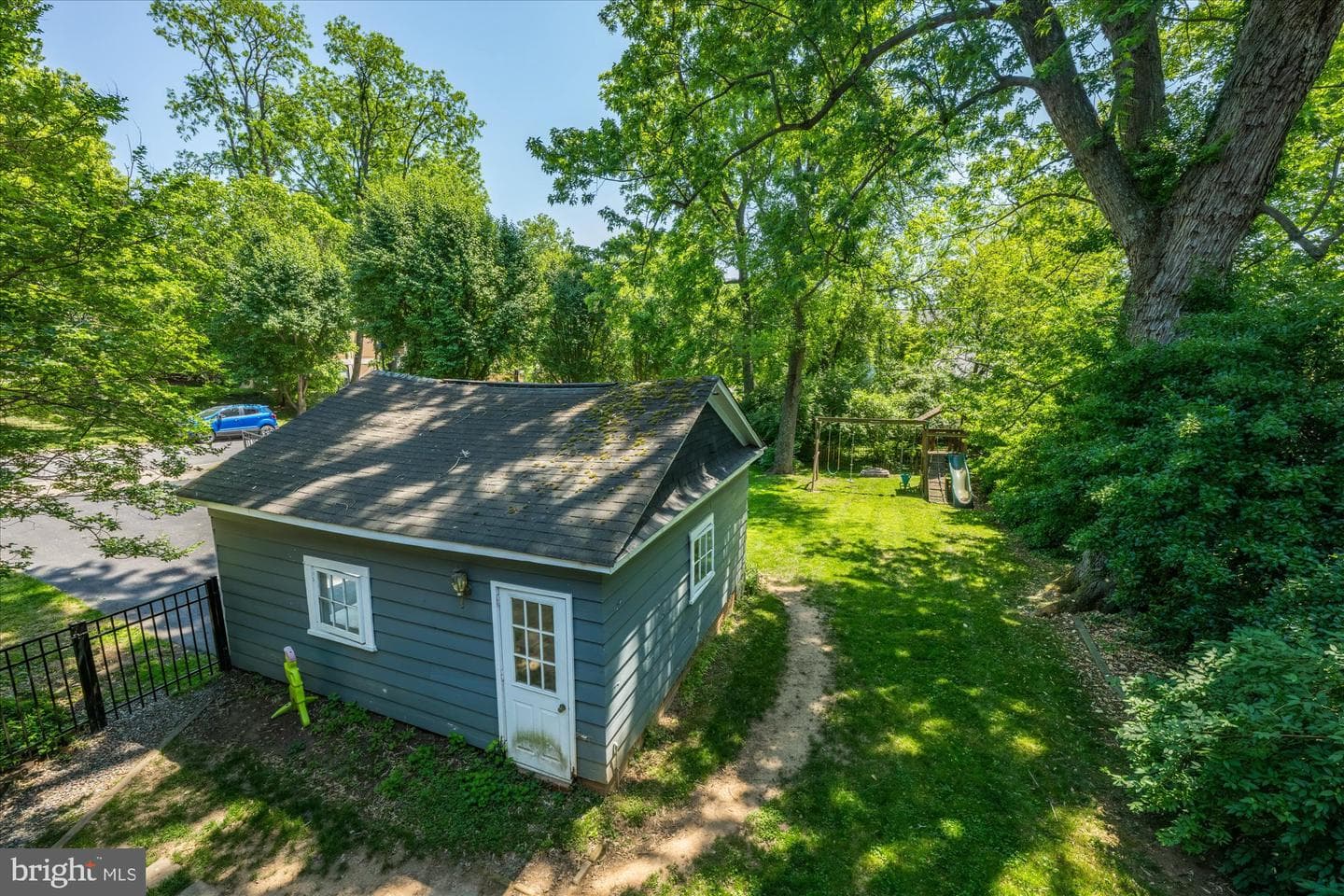 3810 Dresden Street photo 58