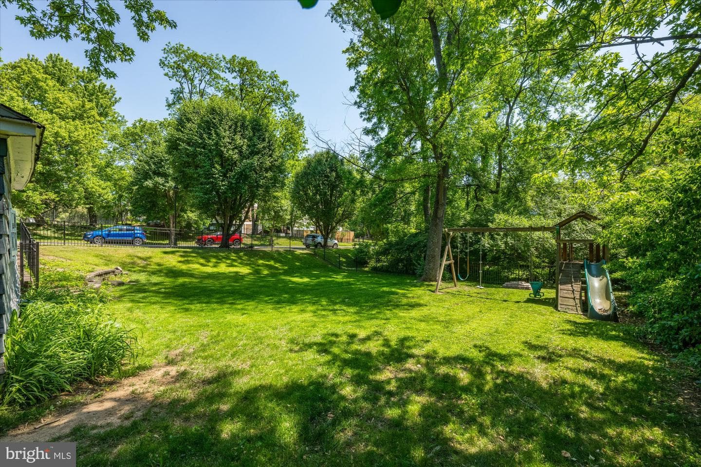 3810 Dresden Street photo 59