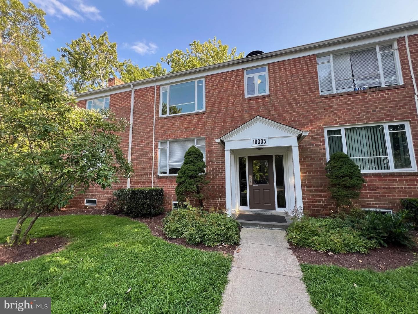 10305 Montrose Avenue #m-101 photo 19