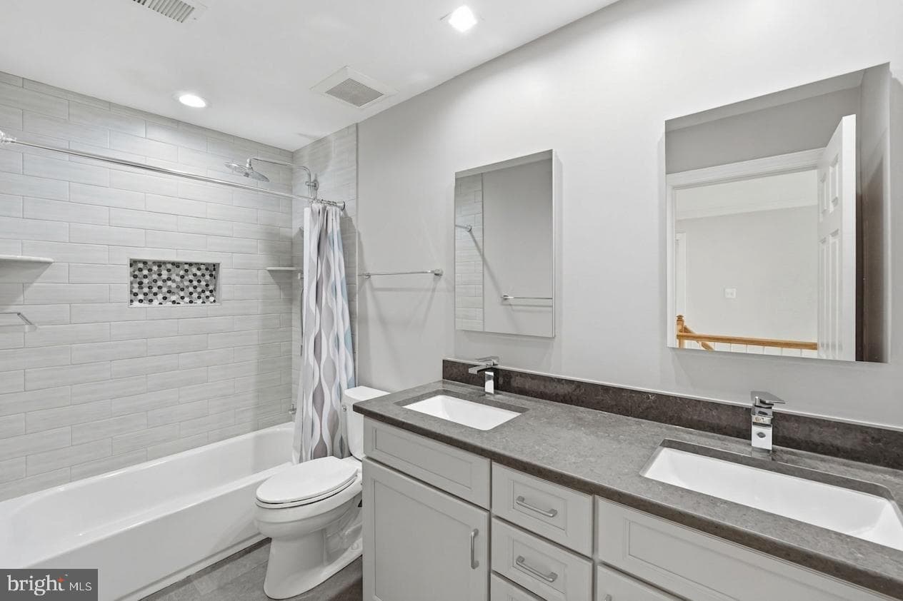 10816 Maplecrest Lane photo 18