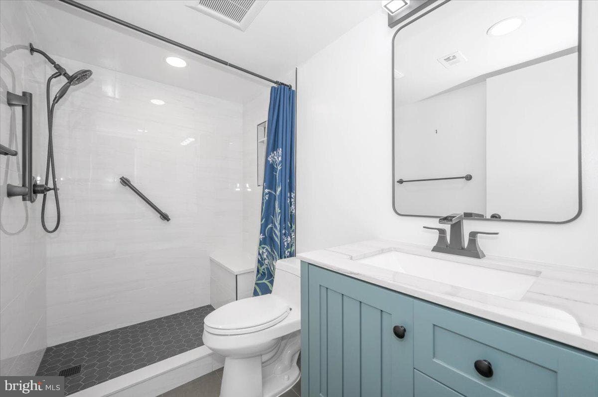 844 Quince Orchard Boulevard #101 photo 21
