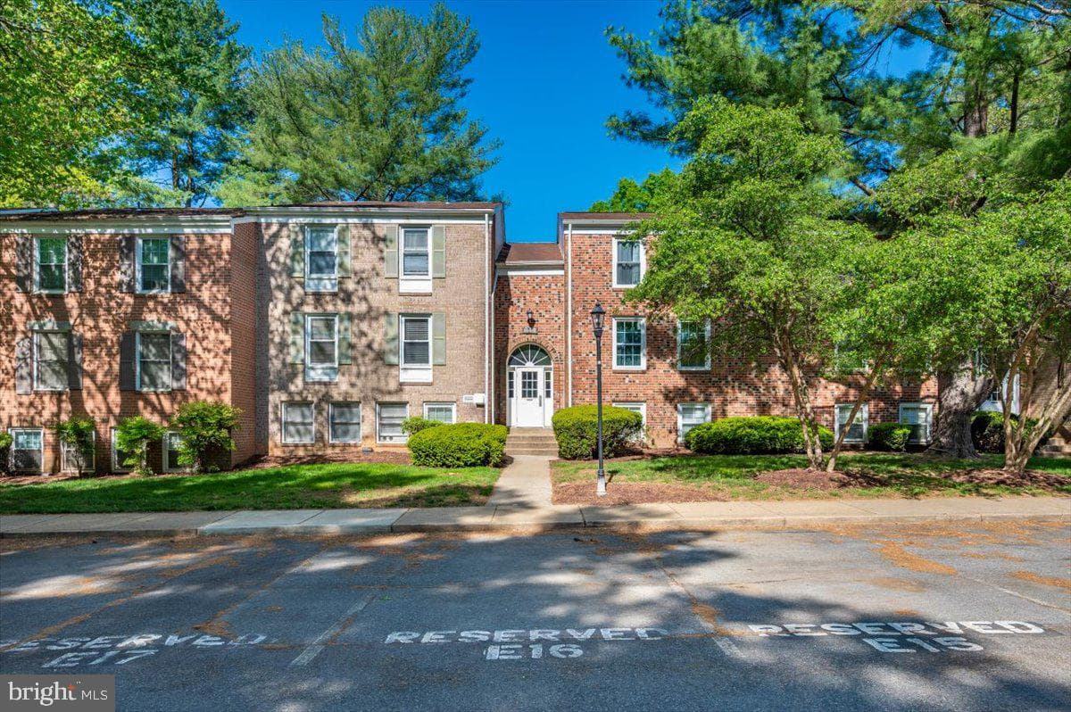 844 Quince Orchard Boulevard #101 photo 25