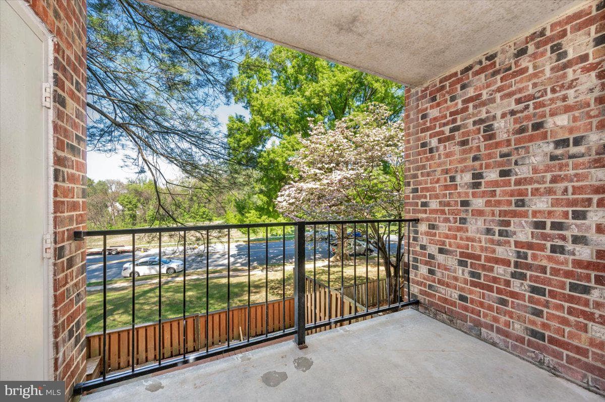 844 Quince Orchard Boulevard #101 photo 7